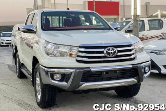 2017 Toyota / Hilux Stock No. 92954