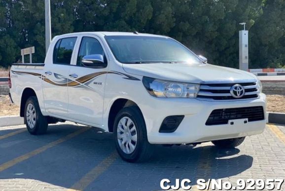 2016 Toyota / Hilux Stock No. 92957