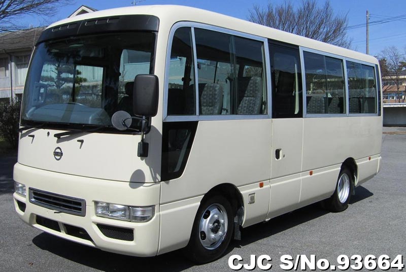 Nissan civilian bus