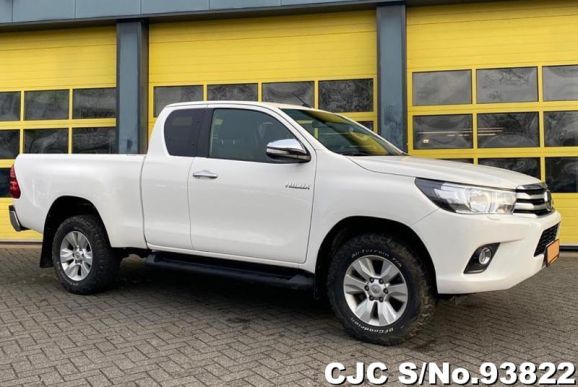 2017 Toyota / Hilux Stock No. 93822