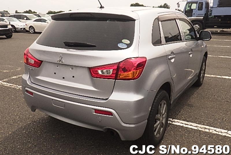 Mitsubishi rvr 2010