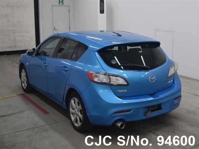 Mazda axela 2010 хэтчбек Mazda axela 2010 хэтчбек