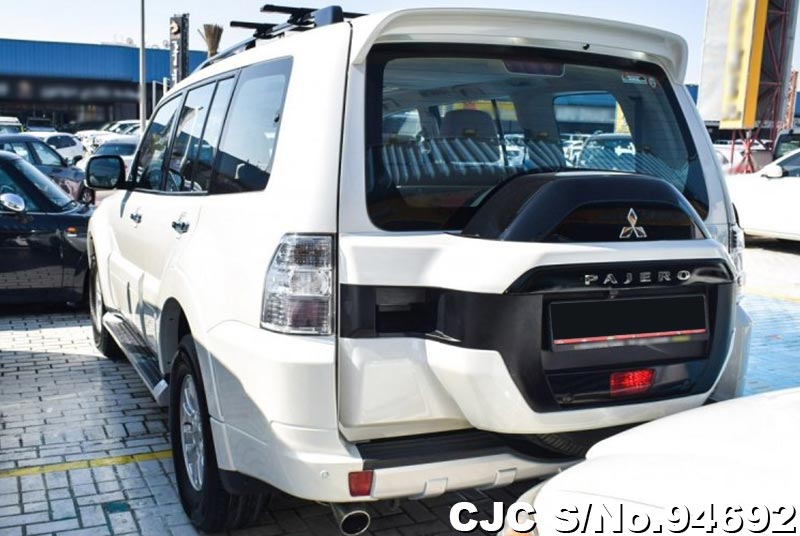 2015 Mitsubishi / Pajero Stock No. 94692