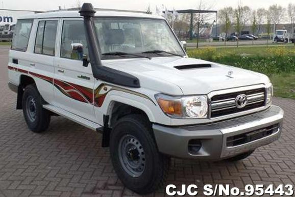 2021 Toyota / Land Cruiser Stock No. 95443