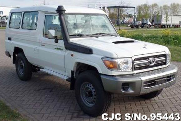 2020 Toyota / Land Cruiser Stock No. 95444