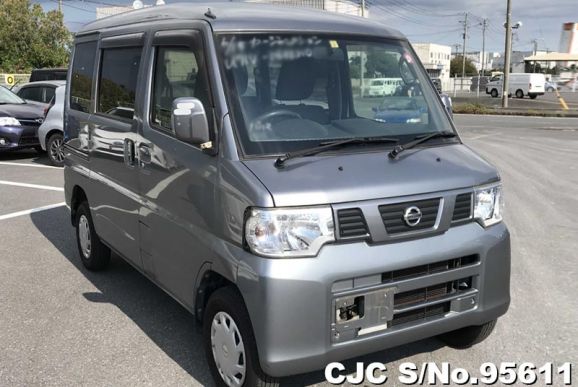 2013 Nissan / Clipper Van Stock No. 95611