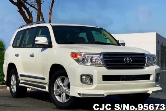 2015 Toyota / Land Cruiser Stock No. 95673