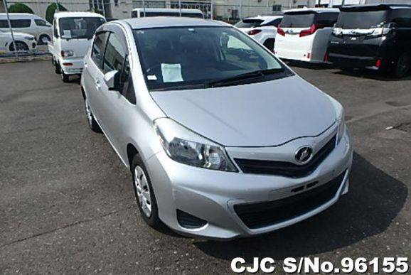 2012 Toyota / Vitz Stock No. 96155