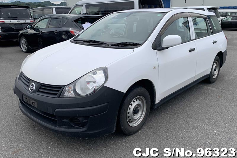 Nissan ad van