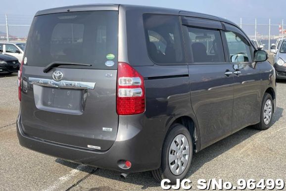2012 Toyota Noah Gray for sale | Stock No. 96499 | Japanese Used