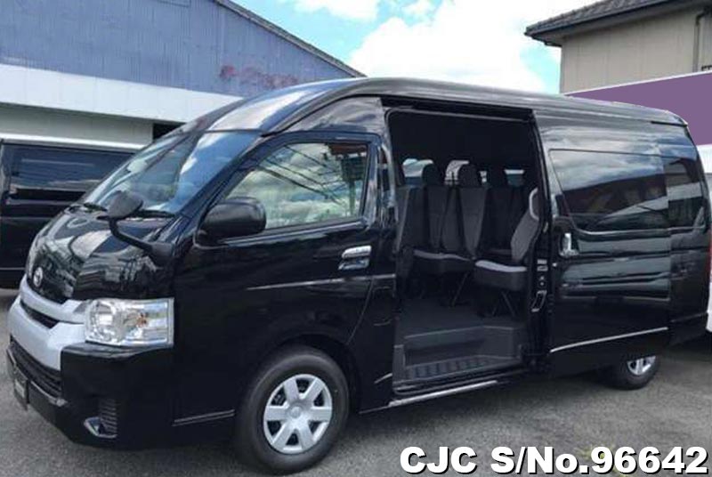 Toyota hiace 2021