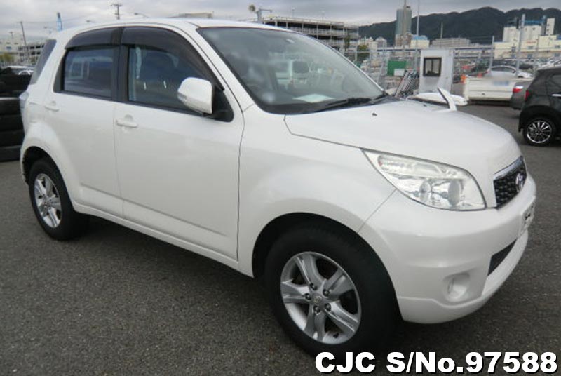 Toyota Rush X Specs, Dimensions and Photos | CAR FROM JAPAN