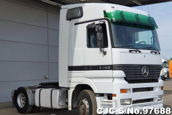 2003 Mercedes Benz / Actros Stock No. 97688