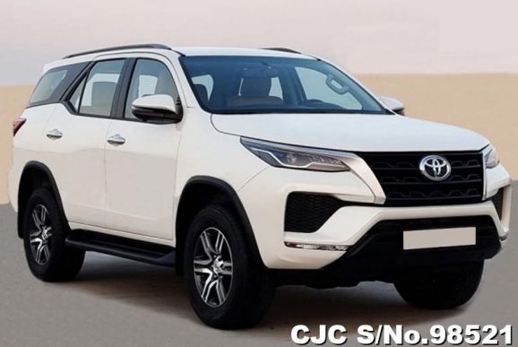 2021 Toyota / Fortuner Stock No. 98521