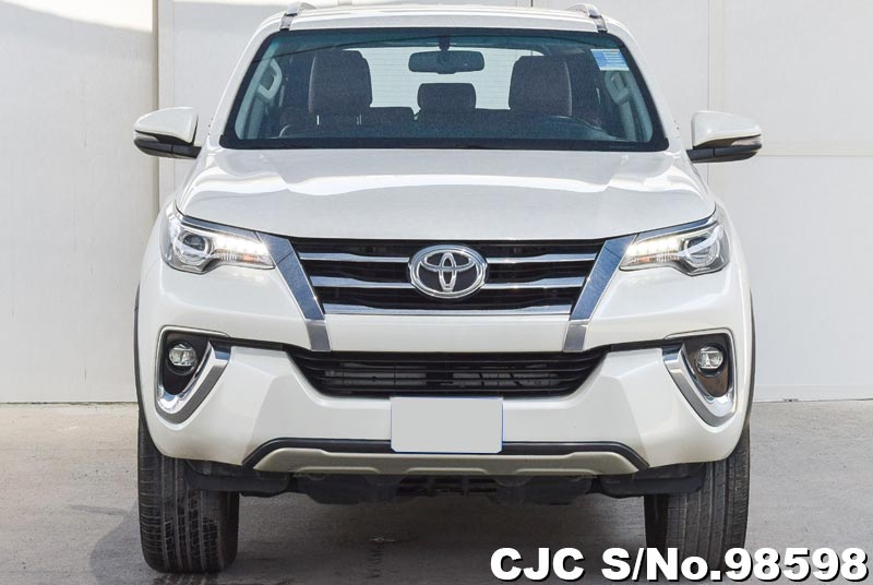 2018 Toyota / Fortuner Stock No. 98598