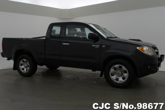 2007 Toyota / Hilux Stock No. 98677