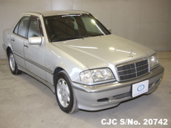 1998 Mercedes Benz /  Stock No. 20742