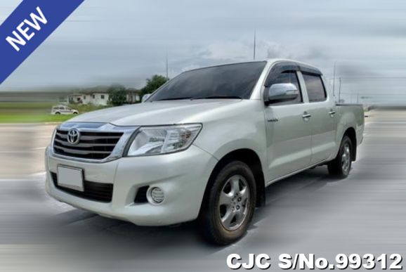 2013 Toyota / Hilux / Vigo Stock No. 99312