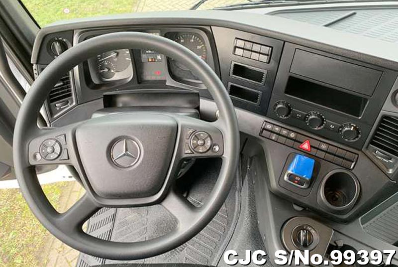 2021 Mercedes Benz / Arocs Stock No. 99397