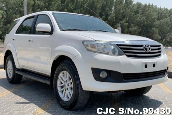 2014 Toyota / Fortuner Stock No. 99430