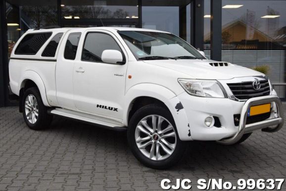 2014 Toyota / Hilux Stock No. 99637