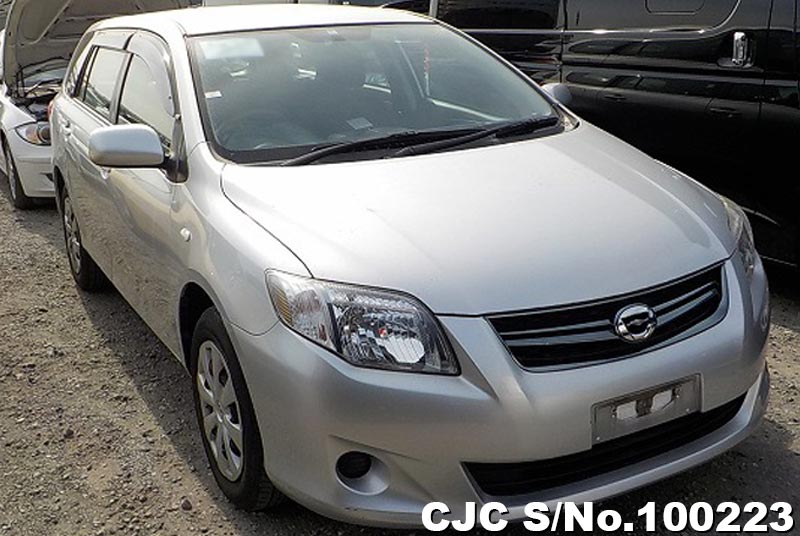 2013 Toyota Corolla Fielder DBA-ZRE162G 2WD - Car Price $2,121
