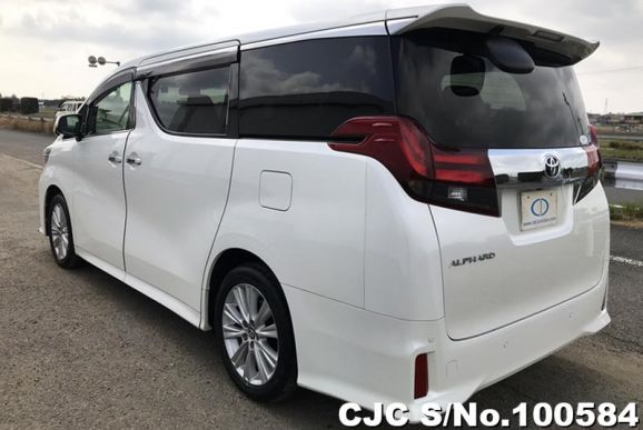 Toyota Alphard in White for Sale Image 2
