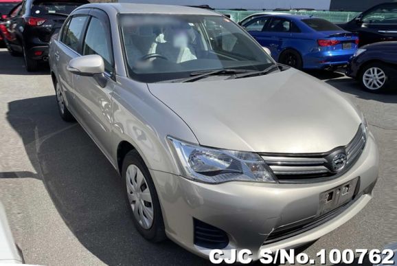 2013 Toyota / Corolla Axio Stock No. 100762