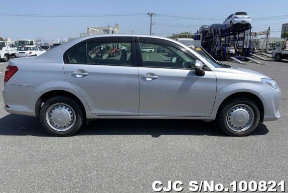 2016 Toyota Corolla Axio Silver for sale | Stock No. 100821