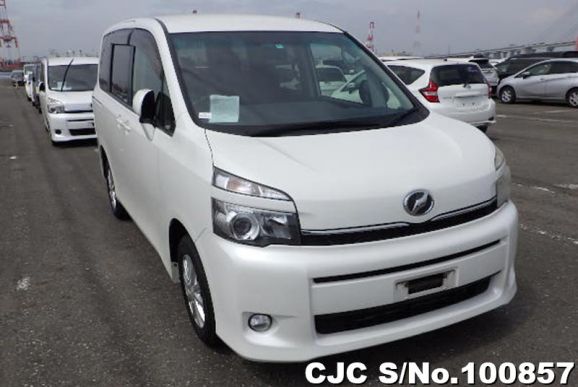 2012 Toyota / Voxy Stock No. 100857
