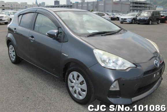 2013 Toyota / Aqua Stock No. 101086