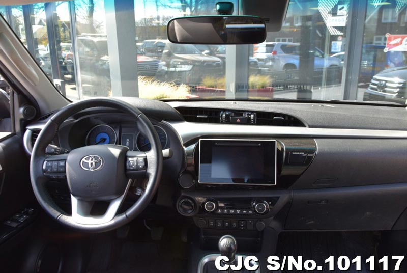 2019 Toyota / Hilux Stock No. 101117