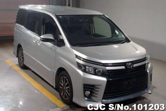 Toyota Voxy in Silver for Sale Image 0