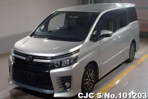 Toyota Voxy in Silver for Sale Image 3