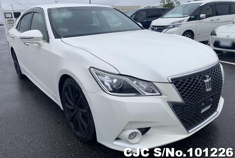 2014 Toyota Crown White for sale | Stock No. 101226 | Japanese