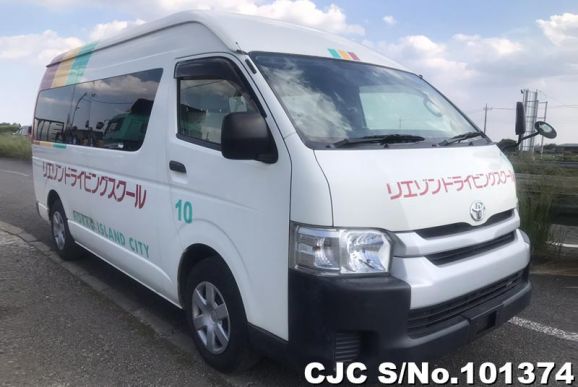 2017 Toyota / Hiace Stock No. 101374