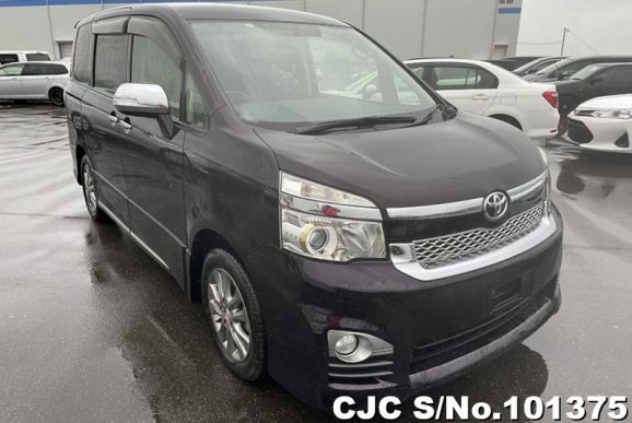 2013 Toyota / Voxy Stock No. 101375