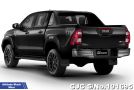 Toyota Hilux in White Pearl Crystal Shine for Sale Image 11