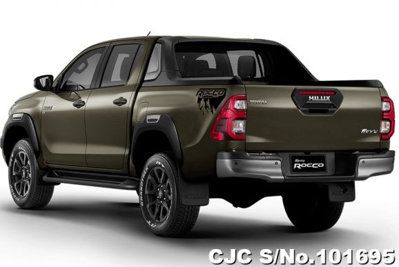 Toyota Hilux in White Pearl Crystal Shine for Sale Image 3