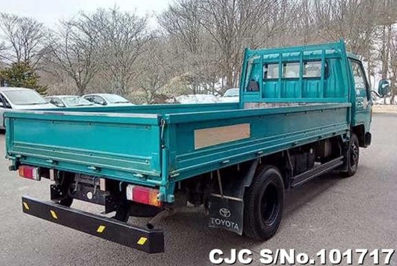 Toyota Dyna in Green for Sale Image 1