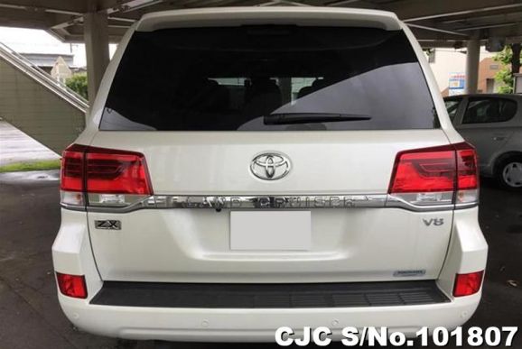 Toyota Land Cruiser in White Pearl for Sale Image 3
