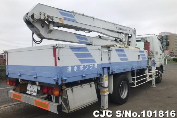 Mitsubishi Fuso Fighter in White for Sale Image 1