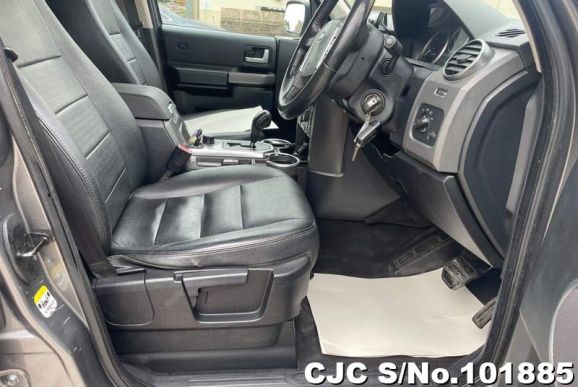 Land Rover Discovery in Gray for Sale Image 9