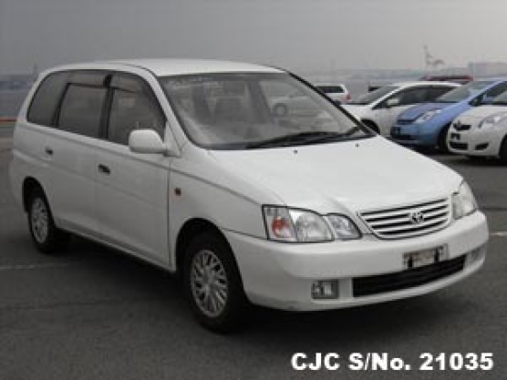 Toyota gaia 2000