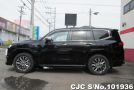 Toyota Land Cruiser in Black for Sale Image 7