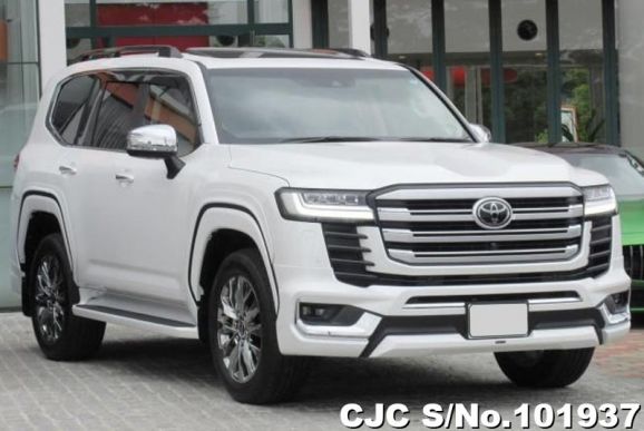 Toyota Land Cruiser in Precious White Pearl for Sale Image 0