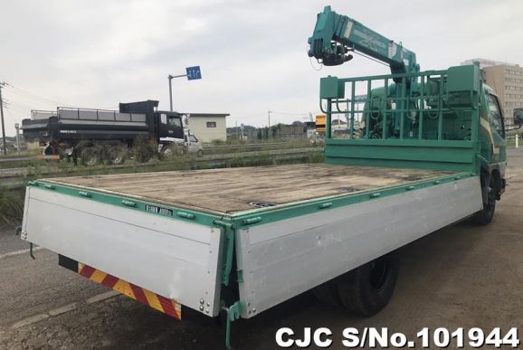 Mitsubishi Canter in Green for Sale Image 11