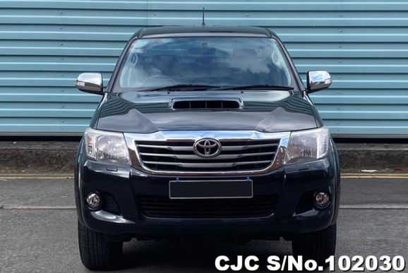 Toyota Hilux in Black for Sale Image 4