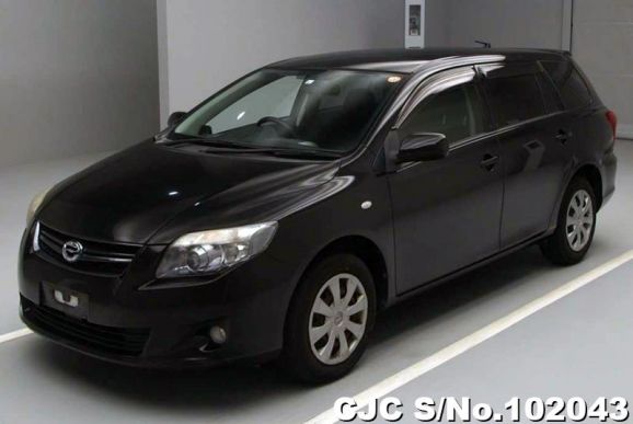 Toyota Corolla Fielder in Black for Sale Image 3