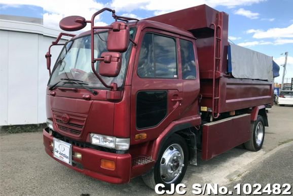 Nissan Condor in Red for Sale Image 7